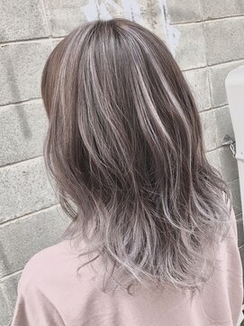 ライブトレア(LIVE TOREA) ハイライトグラデーション