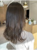 アッシュベージュ×ゆる巻き_TREAT妙典