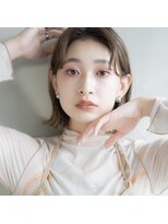 リタ(rita.) 大串弥生◎肩上切りっぱなしボブ