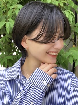 ビュー フクオカ(VIEW FUKUOKA) 美髪にオトナかわいいホワイトグレージュネビージュショートボブ