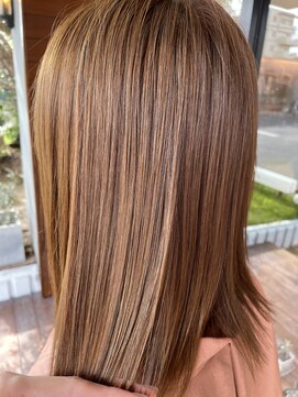 ヘア プロデュース キュオン(hair produce CUEON.) ナチュラルストレート