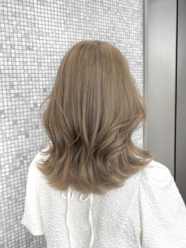 ザック ヴィ(ZACC vie) ミルクティーカラー / ブリーチカラー