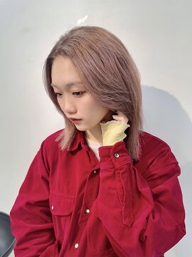 ヴェイン 渋谷(vain) 顔まわりレイヤーロングウルフハイトーンラベンダーベージュ