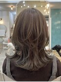 ミディアムレイヤー☆クラゲヘアーくすみベージュ20代～50代