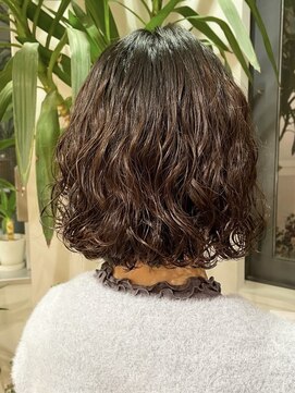 アウラ(AURA) 盛岡駅レディースパーマショートパーマコテ巻き風パーマ30代40代