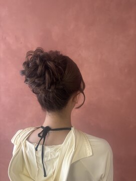 ヘアセット専門サロン by OKINAWA WATABE WEDDING 北谷店 シニヨン
