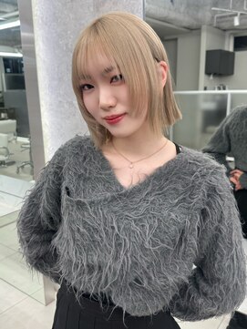 キティー サカエ(kiti SAKAE) ミルクティー/ブリーチ/ハイトーン