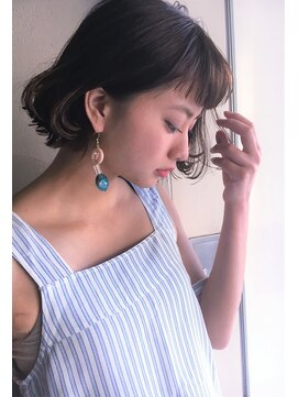 リマ(RIMA) 【RIMA】 外国人風☆クラシカルな耳かけナチュラルボブ