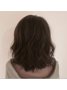 サンクチュアリー ウィズ コネクト(Sanctuary with connect) ショコラブラウン ルーズな動きが大人かわいいボブスタイル
