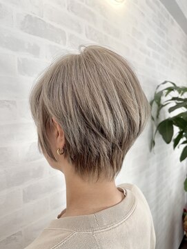 クラッチバイシオンアグリゲイト(CLUTCH by Zi-on aggregate) ☆モテるハイトーン愛されショート☆