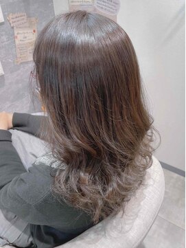 ワンアップ(1-UP) 大人女性向けグレイカラー