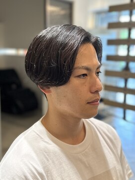 ノイセル(Noisyle) ミディアムナチュラルセンターパート