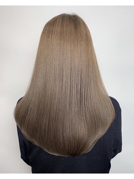 ベルポ(Bellpo) ハイトーン×髪酸性ストレート30代40代50代