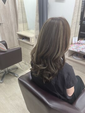 ヘアメイク ルカ(HAIR MAKE LUKA) 30代、40代オススメ！バレイヤージュ