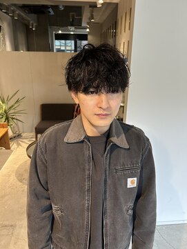ミリ(milli Produce by ITAKURA) メンズシャドウパーマ