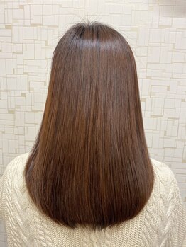 ビーステップ(B.STEP)の写真/[髪質改善トリートメント]広がり/パサつき/ダメージにお悩みの方にオススメ◎ツルツヤ髪を叶えます♪