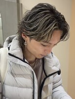 ブルニール 中崎町(BLEUNIR)&nbsp;ニュアンスパーマ　センターパート　韓国ヘア　ビジネスヘア