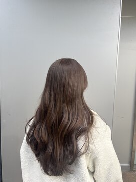 赤みを消すグレージュカラー！