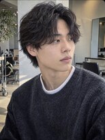 ロックス バイ マグ 松本(rocks BY MAG)&nbsp;センターパートマッシュフェザーパーマ小顔効果◎