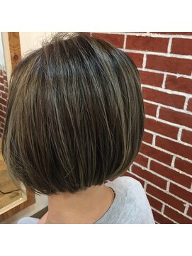 エイト プラット 渋谷2号店(EIGHT plat) EIGHT plat 【エイトプラット 】ショートボブ×ハイライト