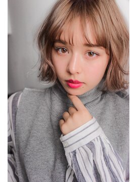 アリー 原宿 表参道(ALLY) [ALLY阿部]大人気のミルクティーベージュ×ショートボブ