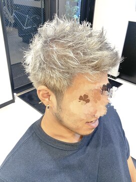 シファー(～Cifer) ホワイティアッシュ/ツーブロック刈り上げ/お客様ヘア☆