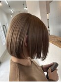 ショート　ボブ　切りっぱなしボブ