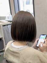 ノット(KNOT.)&nbsp;グレージュ×ミニボブ