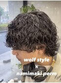 ウルフカット×波巻きパーマ