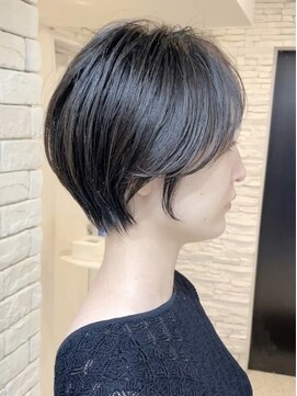 メモリーズ 表参道(Memories) ショートヘア/ボブ/可愛い丸み/簡単スタイリング/20代30代