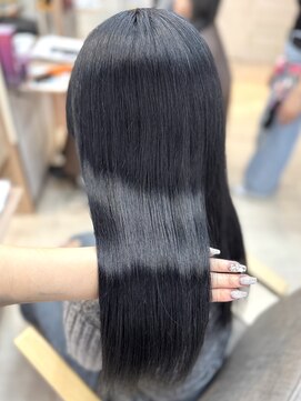 エルバイラビス 大宮(elu by lovis) 《mana》ネイビーグレー/BYKARTEトリートメント/艶カラー/大宮