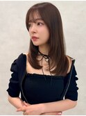 レイヤーカット×ナチュラルストレート