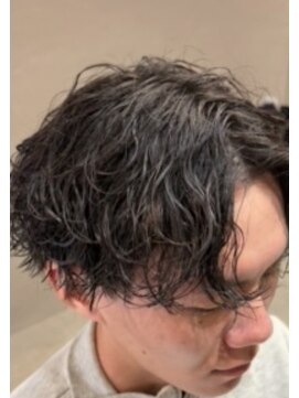 ミオ ゾーン(Mio'' ZONE) 波巻きパーマ