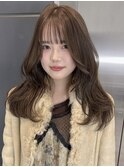 ベージュカラー