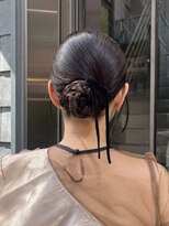 シー(si)&nbsp;タイト×シニヨン