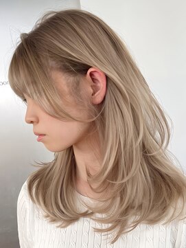 ヨロ 渋谷(YOLO) 韓国ヘアーハッシュカットレイヤーカットハイライトカラー