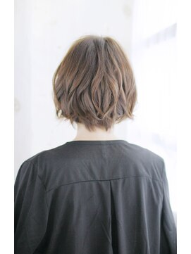 シュシュット(chouchoute) 吉祥寺3分/ストカールエッジショートくびれセミディたまねぎ/015