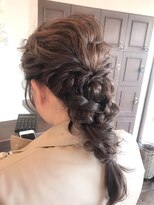 アリーナ 緑が丘店(arena)&nbsp;お呼ばれ編みおろしアレンジ