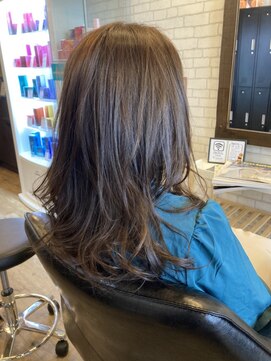 ラシクベル(Lashiku Belle) セミロング ローレイヤー