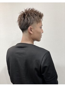 イロ(iro) フェードカット◎20代30代