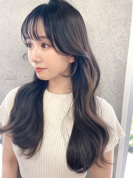 リコバイアフロート(riko by afloat) レイヤーカット/韓国ヘア/顔まわりカット/サイドバング/くびれ