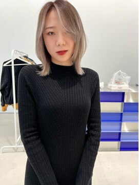 ウェイビーズ(WAVY'S) バレイヤージュ