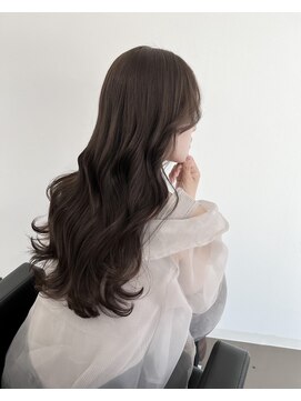 イオエ 梅田(ioe) ニュアンスカラー/グレージュ/ツヤ髪スタイル/髪質改善/縮毛矯正