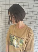 ショートボブ