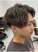 波巻きパーマセンターパートツイストパーマメンズマッシュパーマ