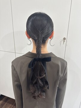 ヘアガーデン ティアラ(Hair Garden TIARA) 大人可愛いポニーテールアレンジ