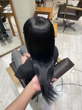 美容室 パルス 静岡鷹匠店(PALS) ブルーブラック/艶カラー/プラチナトリートメント
