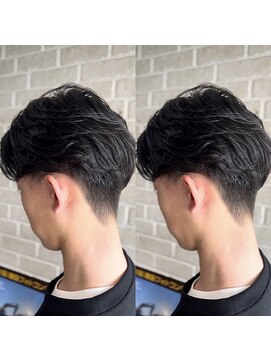 アボックス(abox) 前下がりセンターフェザーパーマ