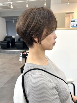 アルトル 池袋(altru) 丸みショート