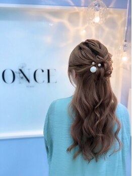 ワンス バイ エメ(ONCE by am'e)の写真/早朝予約OK！結婚式やLIVE参戦様々なイベントに対応♪記念日、デート前のカジュアルヘアもONCEにおまかせ！